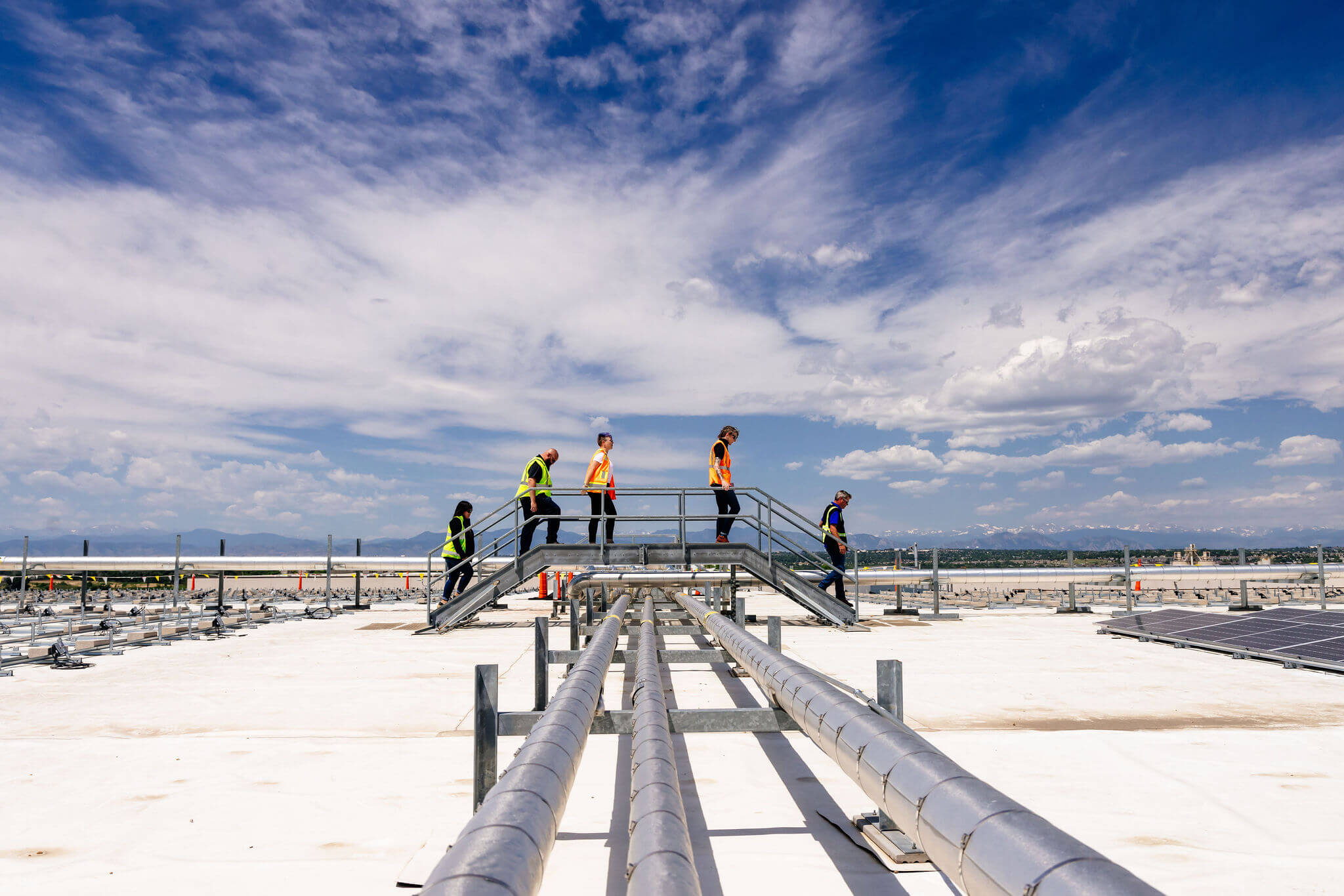 Lineage's Facility Energy Evaluations are a culture-shifting endeavor by Lineage to empower our facility maintenance teams to make incremental improvements to the overall energy efficiency of our facilities.