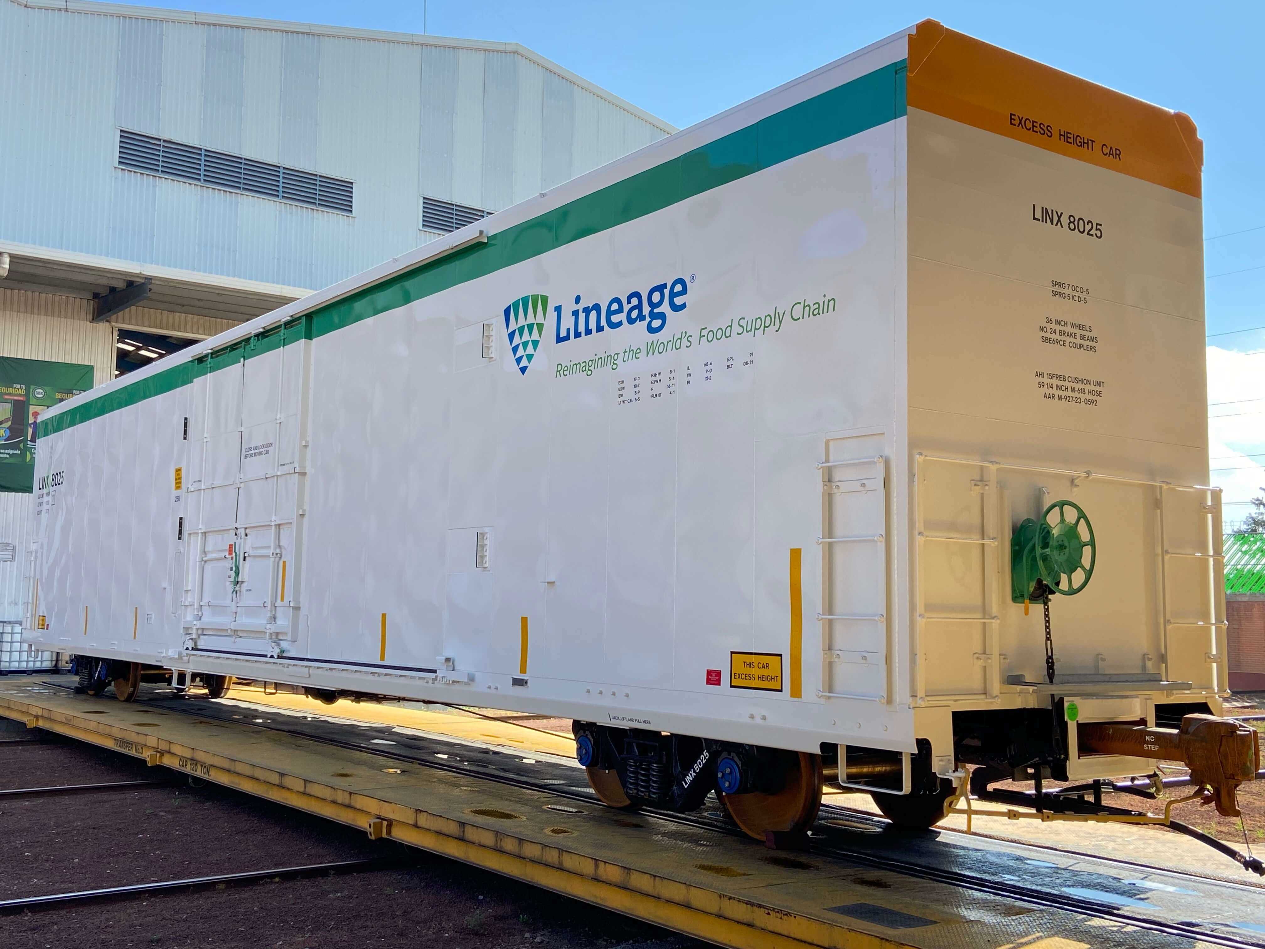 A Lineage refrigerated rail car