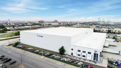 Lineage cold storage facility near a major port, showcasing scalable infrastructure and strategic location for fast distribution.