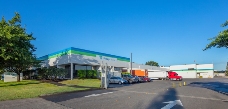 Exterior photo of Lineage's Tacoma, WA facility