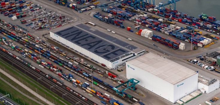 Lineage Cool Port 1 facility in Rotterdam, Netherlands with fresh product logistics, IQF freezing and direct deep-water port access.