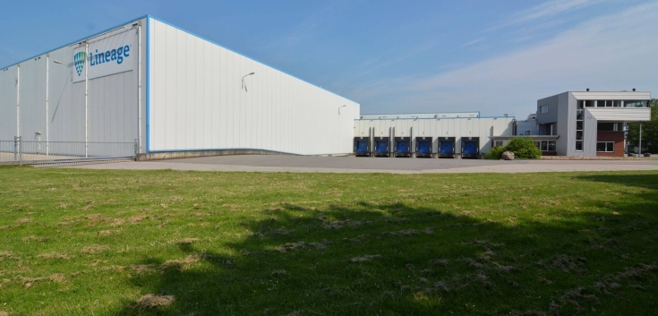 Heerenberg cold storage facility in the Netherlands with global warehousing, integrated logistics and real-time tracking services.