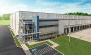 Exterior photo of Lineage's Seattle (Burien) facility