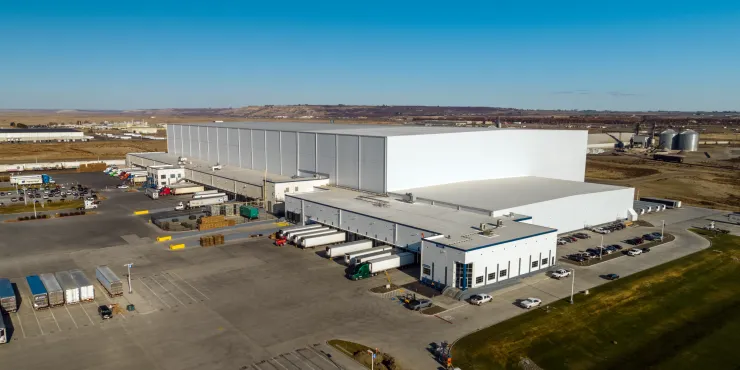 Lineage temperature controlled warehousing facility image