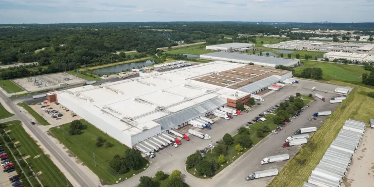 Aerial photo of Lineage's Edwardsville facility