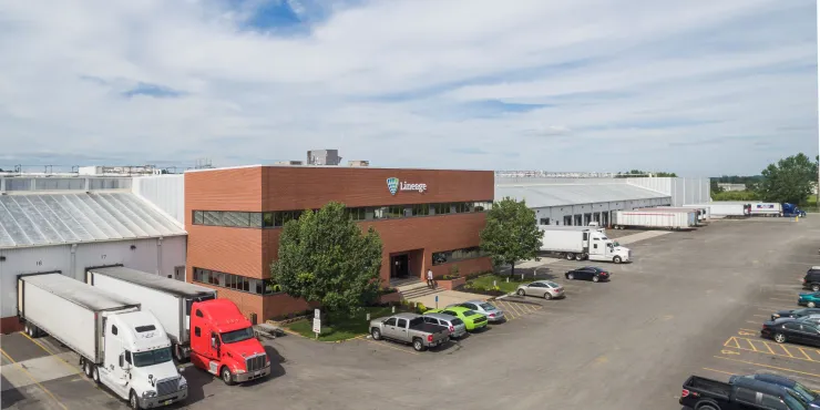 Exterior photo of Lineage's Kansas City facility