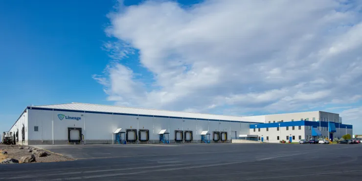 Exterior photo of Lineage's Othello facility