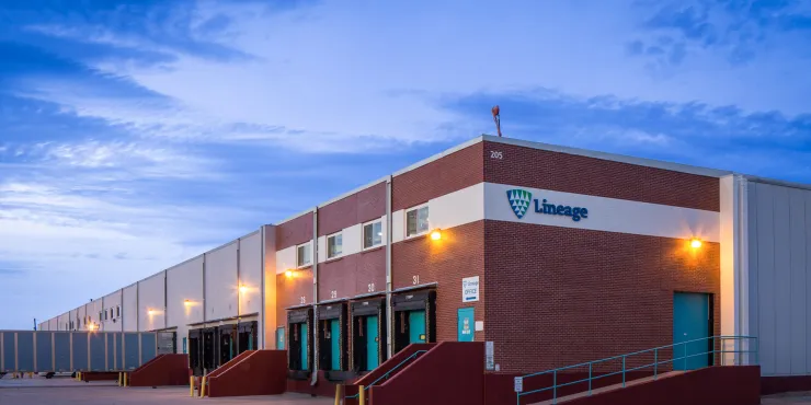 Exterior photo of Lineage's Grand Island facility