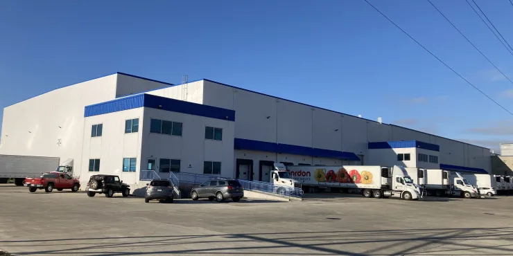Lineage temperature controlled warehousing facility image