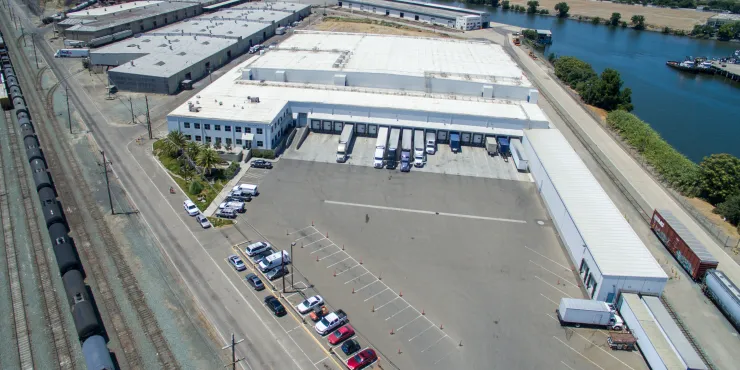 Aerial photo of Lineage's Stockton facility