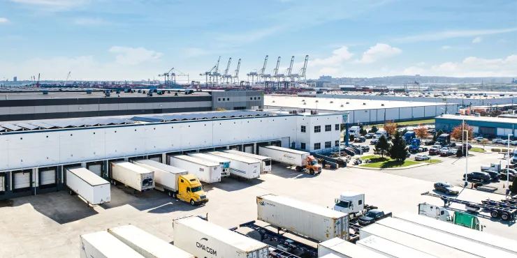 Lineage temperature controlled warehousing facility image