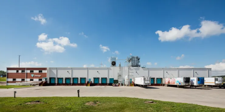 Exterior photo of Lineage's Denison facility