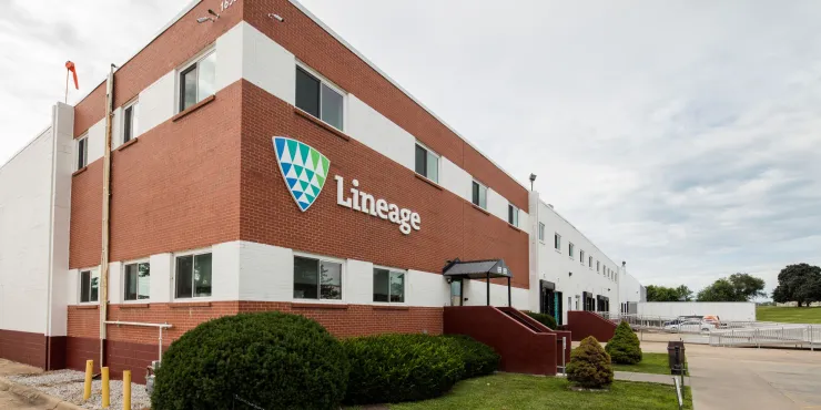 Photo of main entrance to Des Moines facility