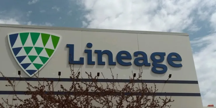 Immagine di un magazzino Lineage controllata Lineage