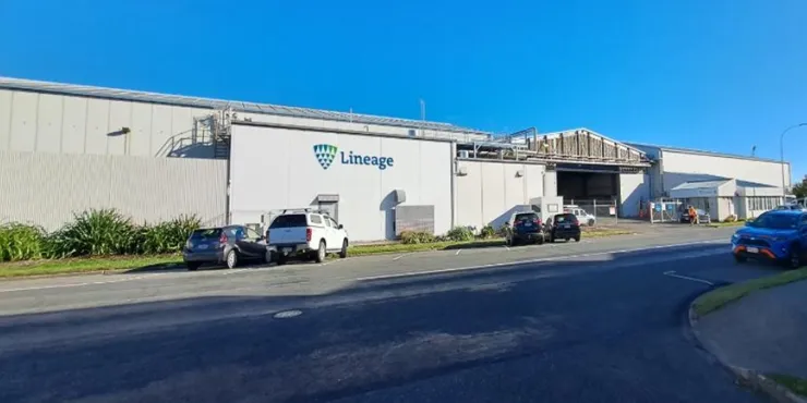 Immagine di un magazzino Lineage controllata Lineage