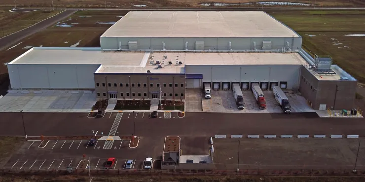 Lineage temperature controlled warehousing facility image