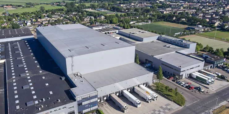 Lineage temperature controlled warehousing facility image