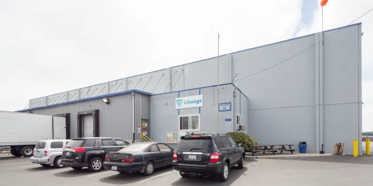 Foto dell'esterno dello stabilimento Lineage a Watsonville - Walker