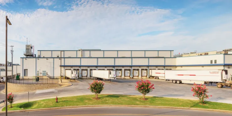 Photo of Lineage's Decatur, AL facility