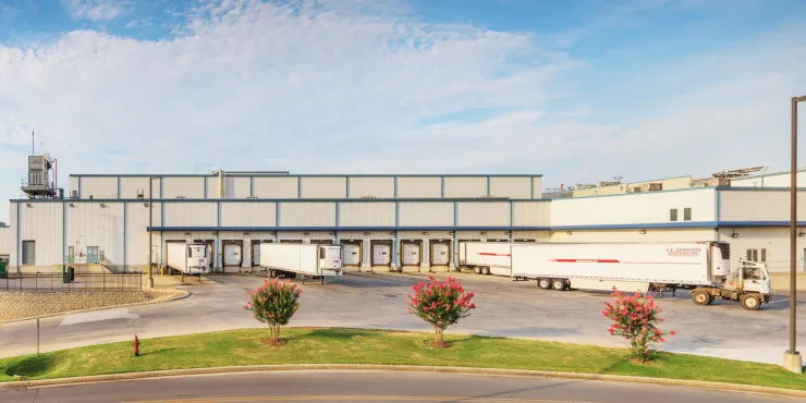 Photo of Lineage's Decatur, AL facility