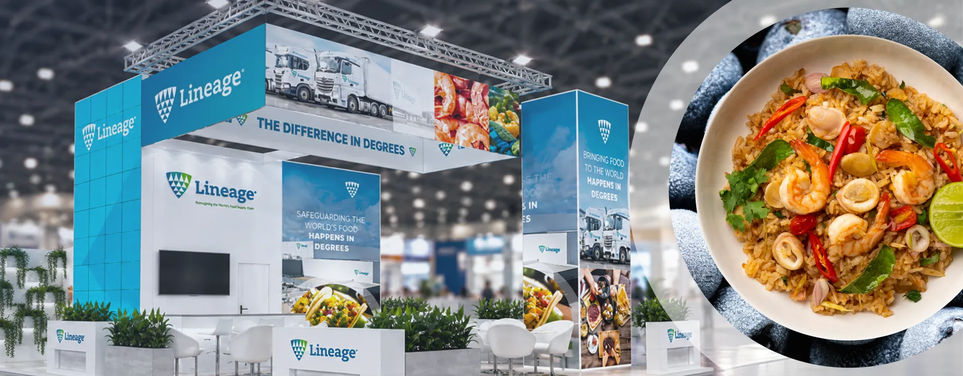 Stand van Lineage op een evenement met voedselafbeeldingen en merkelementen.