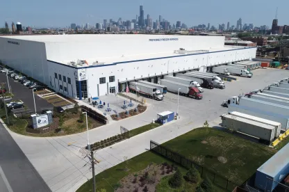 Lineage's Chicago - South Wood cold storage facility provides supply chain services, like drayage, managed transportation and cold storage warehousing in the Midwest.