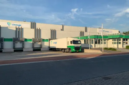 Lineage cold storage warehouse in Asten, Netherlands offering blast freezing and logistics services