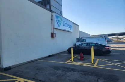 Esterno del magazzino frigorifero Lineagea Hamilton, Ontario