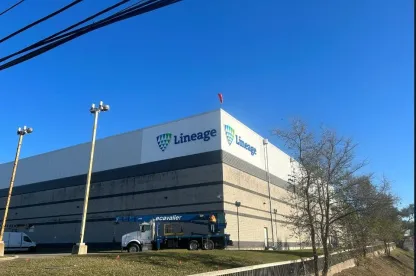 Exterior of Lineage’s cold storage facility in Saint-Laurent, Quebec